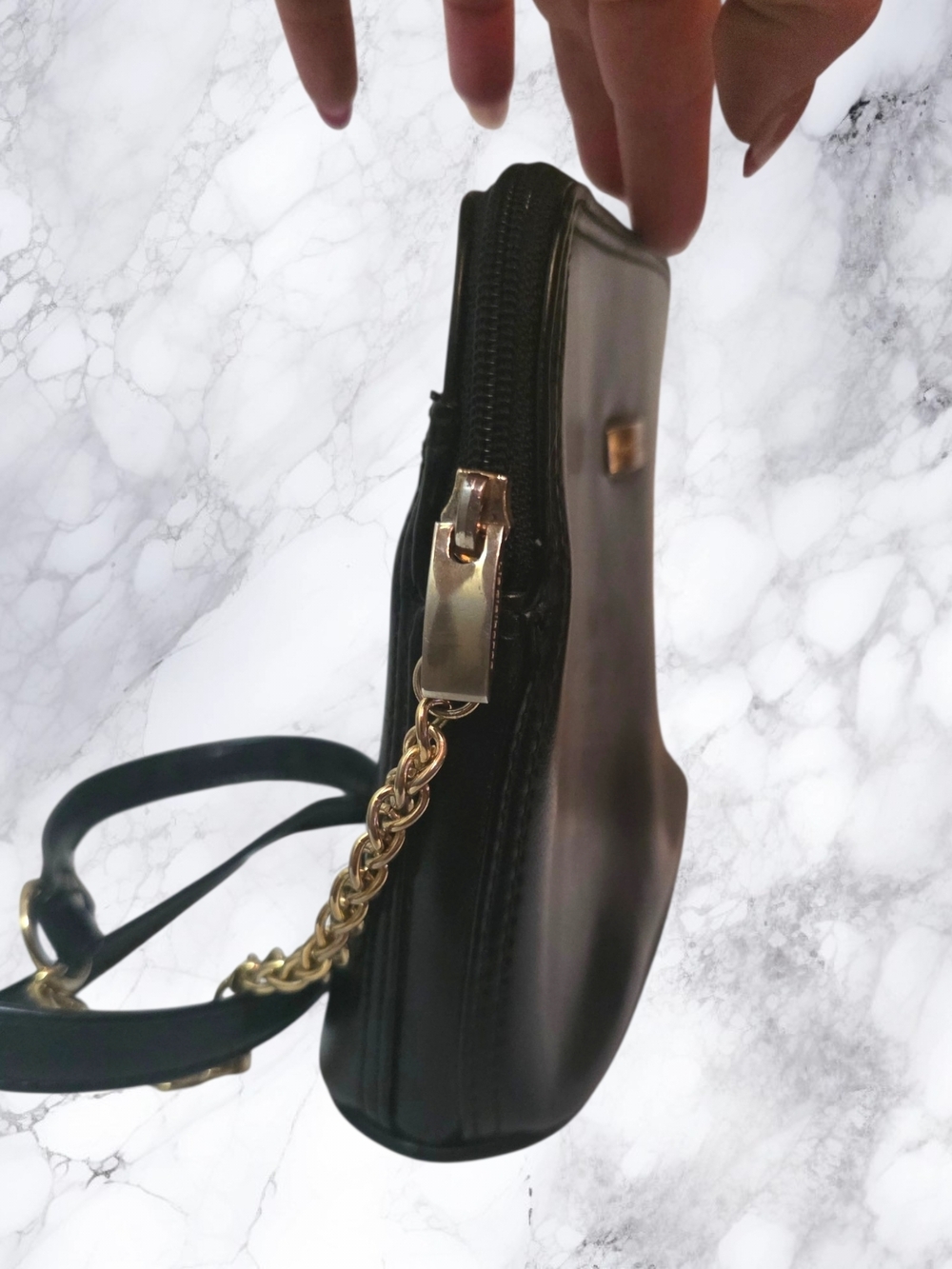 Liz Claiborne Black Classic Crossbody Bag Gold Chain Strap Small Classic Purse - Picture 5 of 10